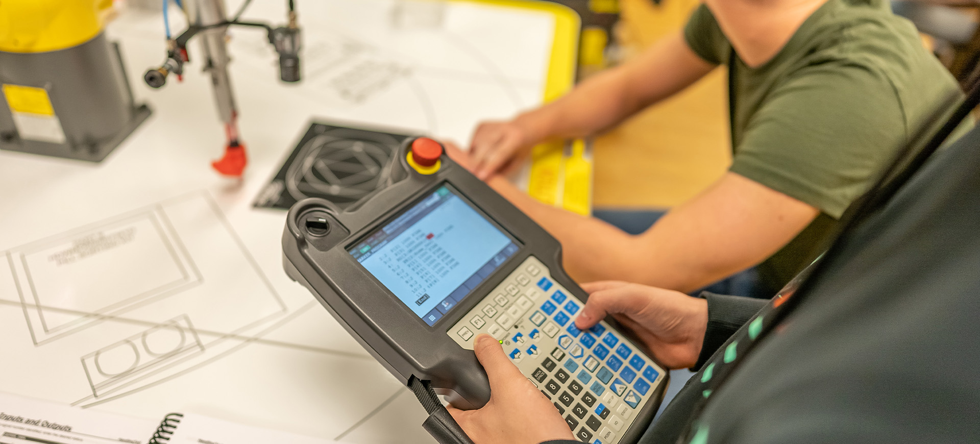 Washington State Community College (WSCC) will roll out an exciting initiative in January 2022 that will support adult learners majoring in Robotics and Mechatronics. Through the new ACE Scholars program, students will earn valuable credentials as they learn and benefit from an array of extra support services.