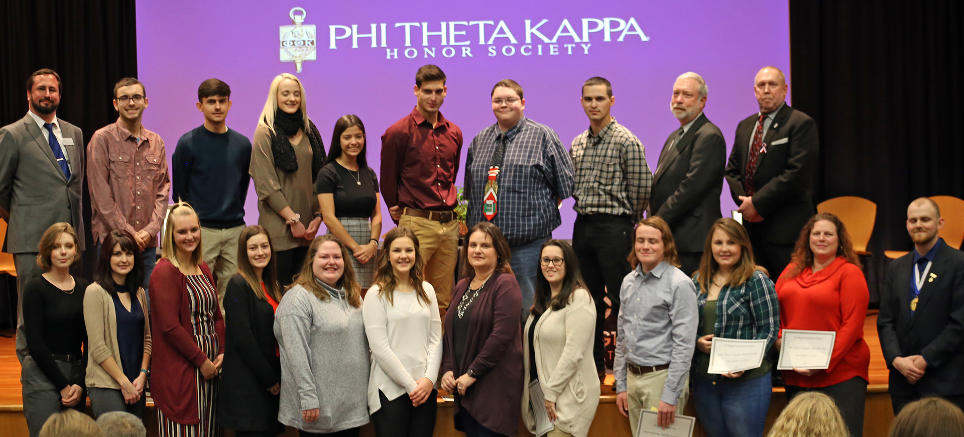 Washington State Community College (WSCC) Alpha Rho Gamma chapter of Phi Theta Kappa (PTK) welcomed new faces.
