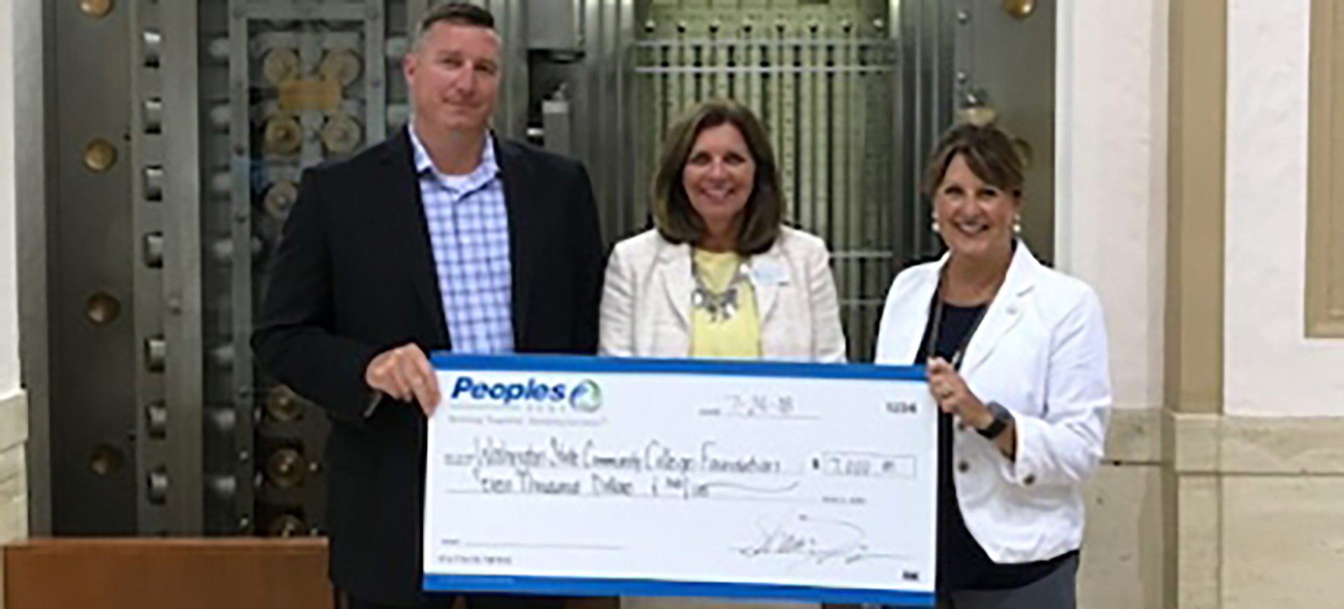 Peoples Bank recently established a new $60,000 scholarship fund through the Washington State Community College Foundation. The fund was created to help deserving students achieve their academic and career goals.