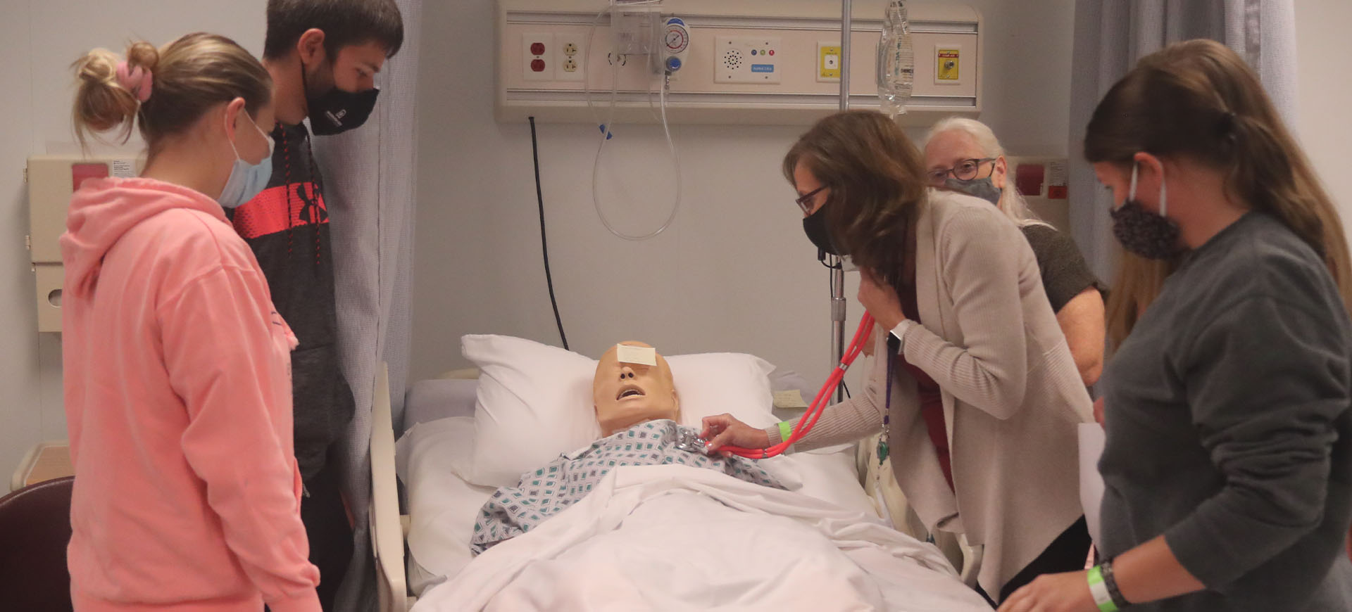 Washington State Community College (WSCC) was recently awarded $50,000 from the Sisters Health Foundation and $40,000 from The Bernard McDonough Foundation. The awards by the two local foundations support the advancement of the college’s Education and Advancement to Registered Nurse (EARN) pathway.