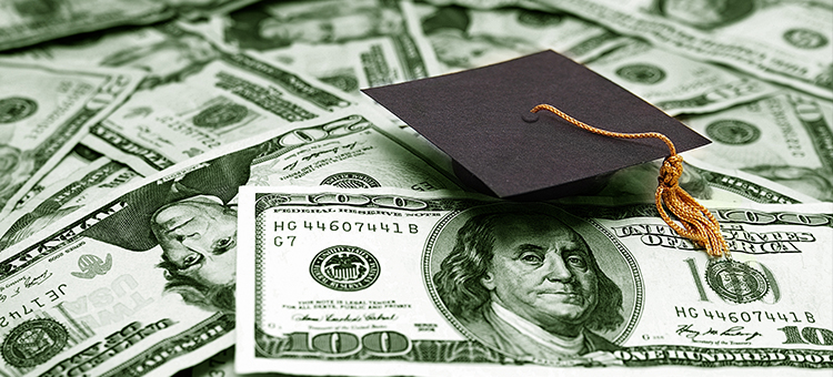 Washington State Community College (WSCC) is proud to recognize the 42 area high school seniors who were awarded an institutional scholarship to attend college this fall. Recipients of these scholarships represent more than 20 different high schools from both Ohio and West Virginia. In total, the College granted more than $140,000 in scholarships.