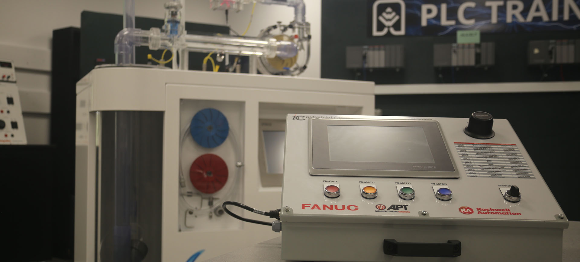 The Ohio Department of Higher Education Chancellor Randy Gardner announced the latest round of Regionally Aligned Priorities in Delivering Skills (RAPIDS) program funding. Washington State Community College (WSCC) received $286,896. The college will use the grant to support its training efforts in advanced manufacturing and healthcare.