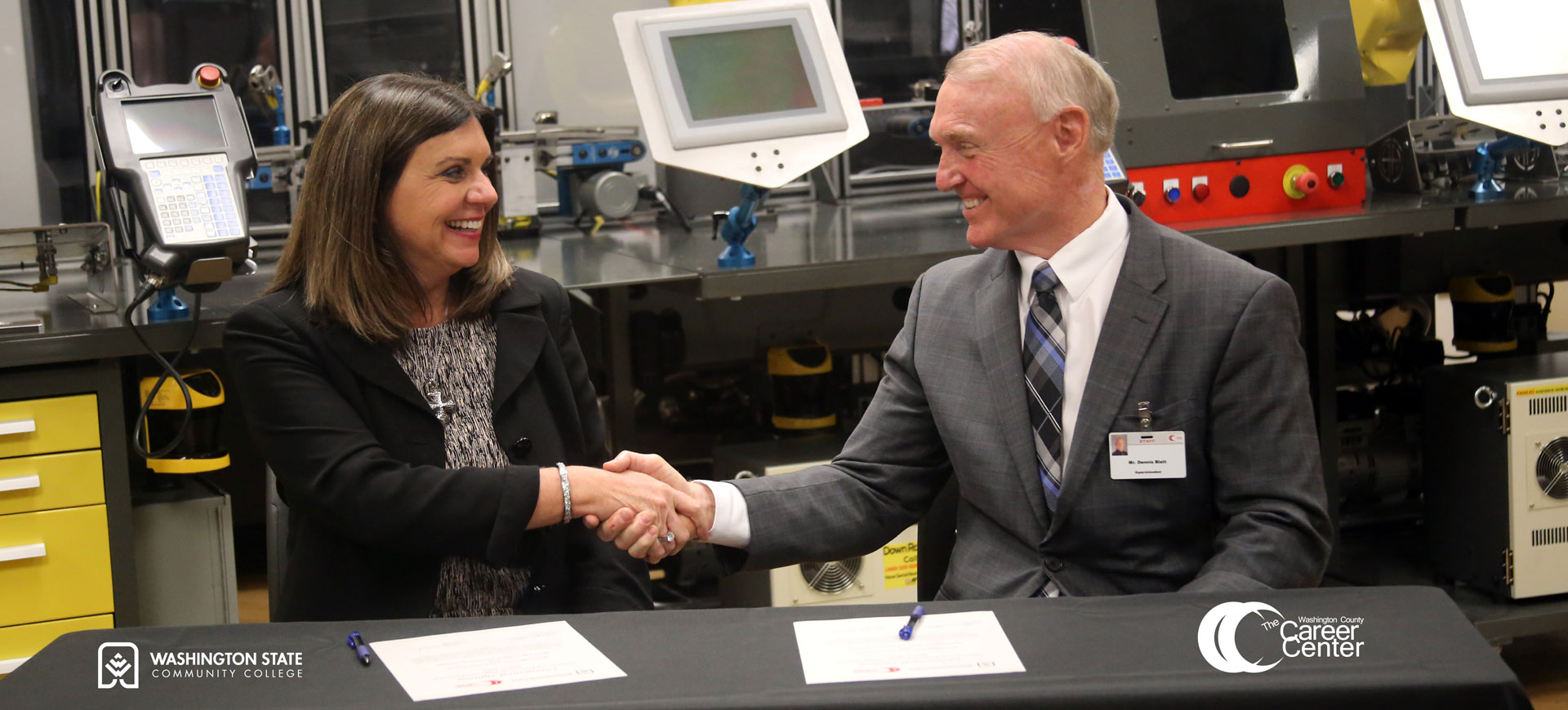 Washington State Community College (WSCC) and Washington County Career Center (WCCC) announced an innovative partnership that will create an automation and robotics pathway to benefit local high school students. The program will allow career center students to utilize the robotics and engineering labs at the college to eApril 8, 2021arn high school credit, college credit, and receive recognized industry credentials.